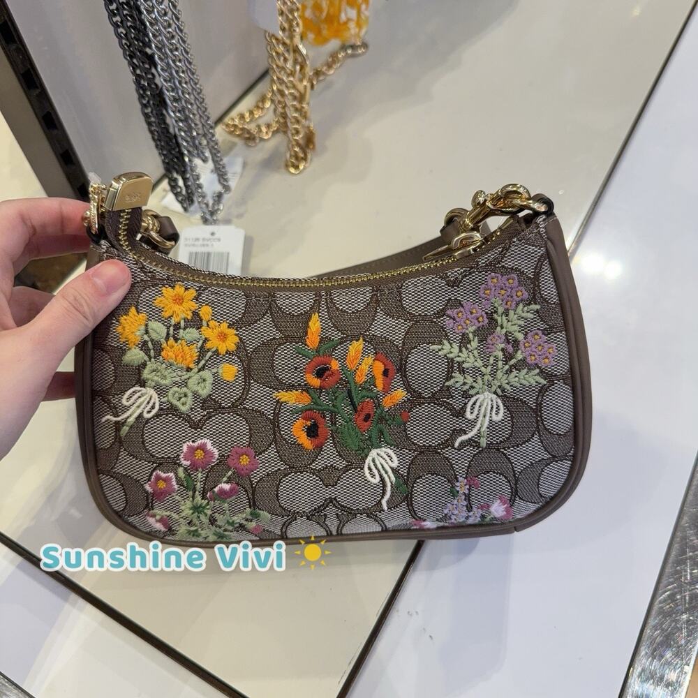 NWT Coach Teri mini Crossbody Bag Signature Jacquard Floral Embroidery CDW65 - Picture 3 of 10